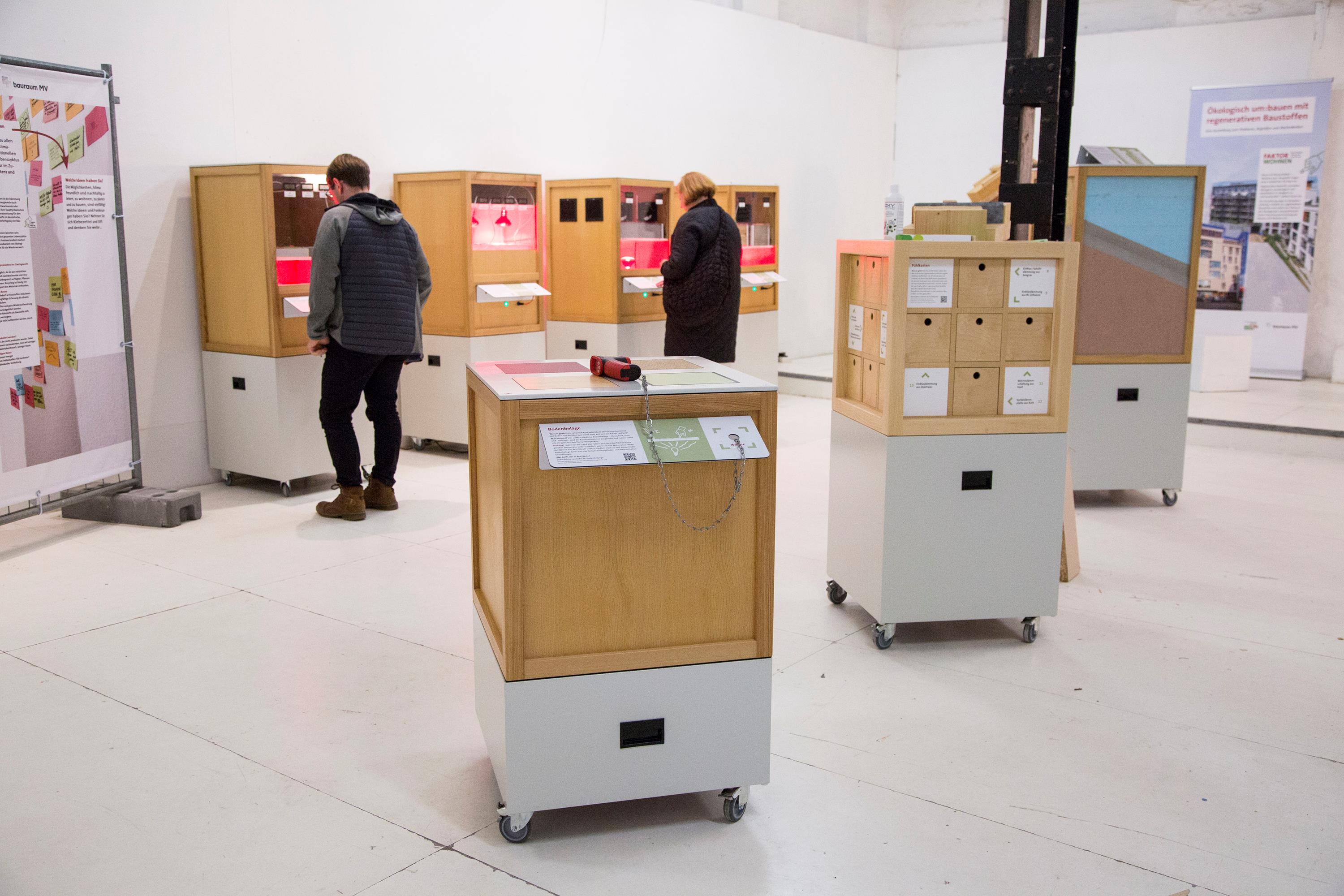 Ausstellung „Faktor Wohnen – zukunftsfähig um:bauen“ mit Begleitprogramm startet