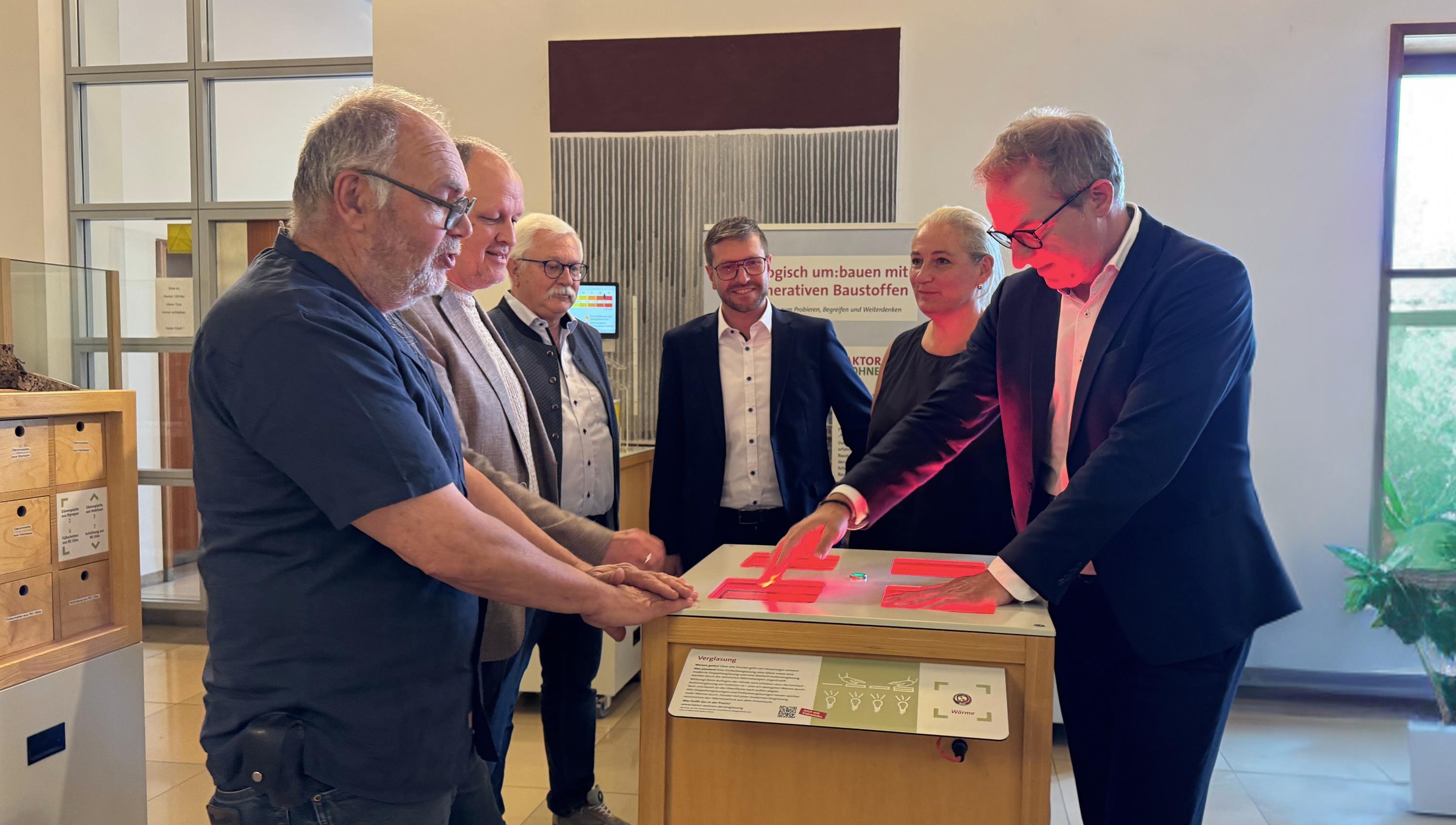 Eröffnung Ausstellung Faktor Wohnen (1)