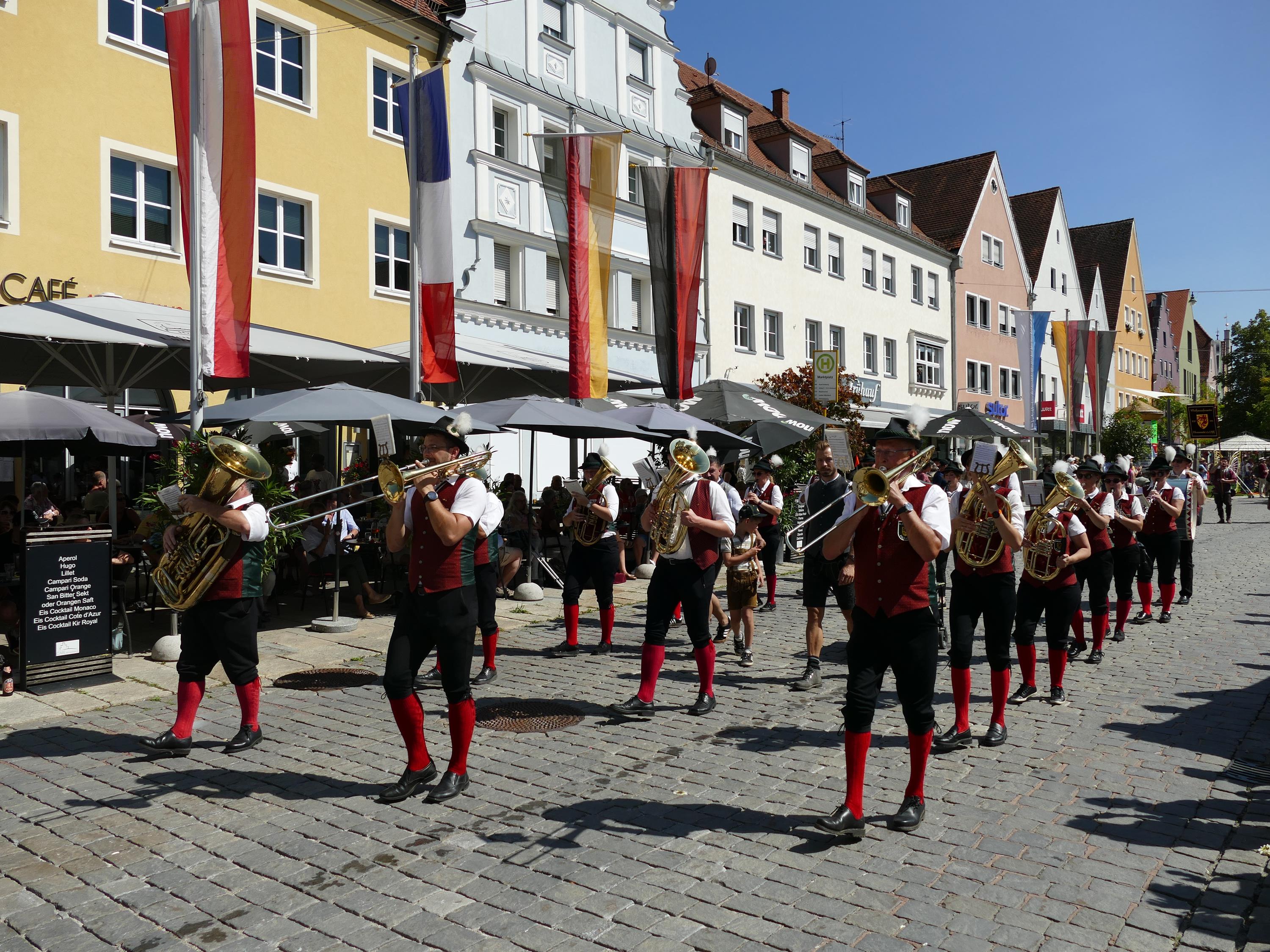 Impressionen Volksfestzug2025 (22)