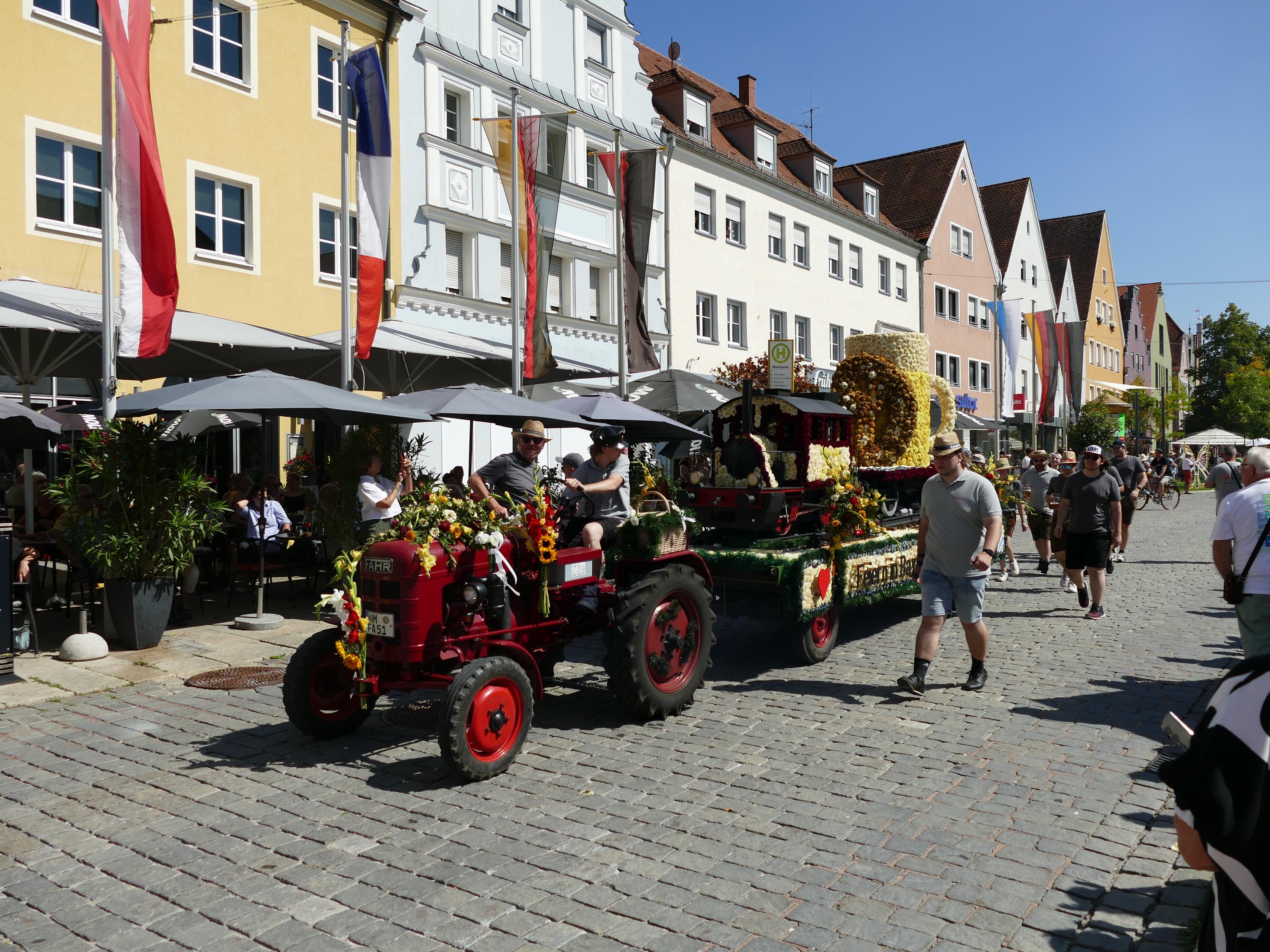 Impressionen Volksfestzug2025 (27)