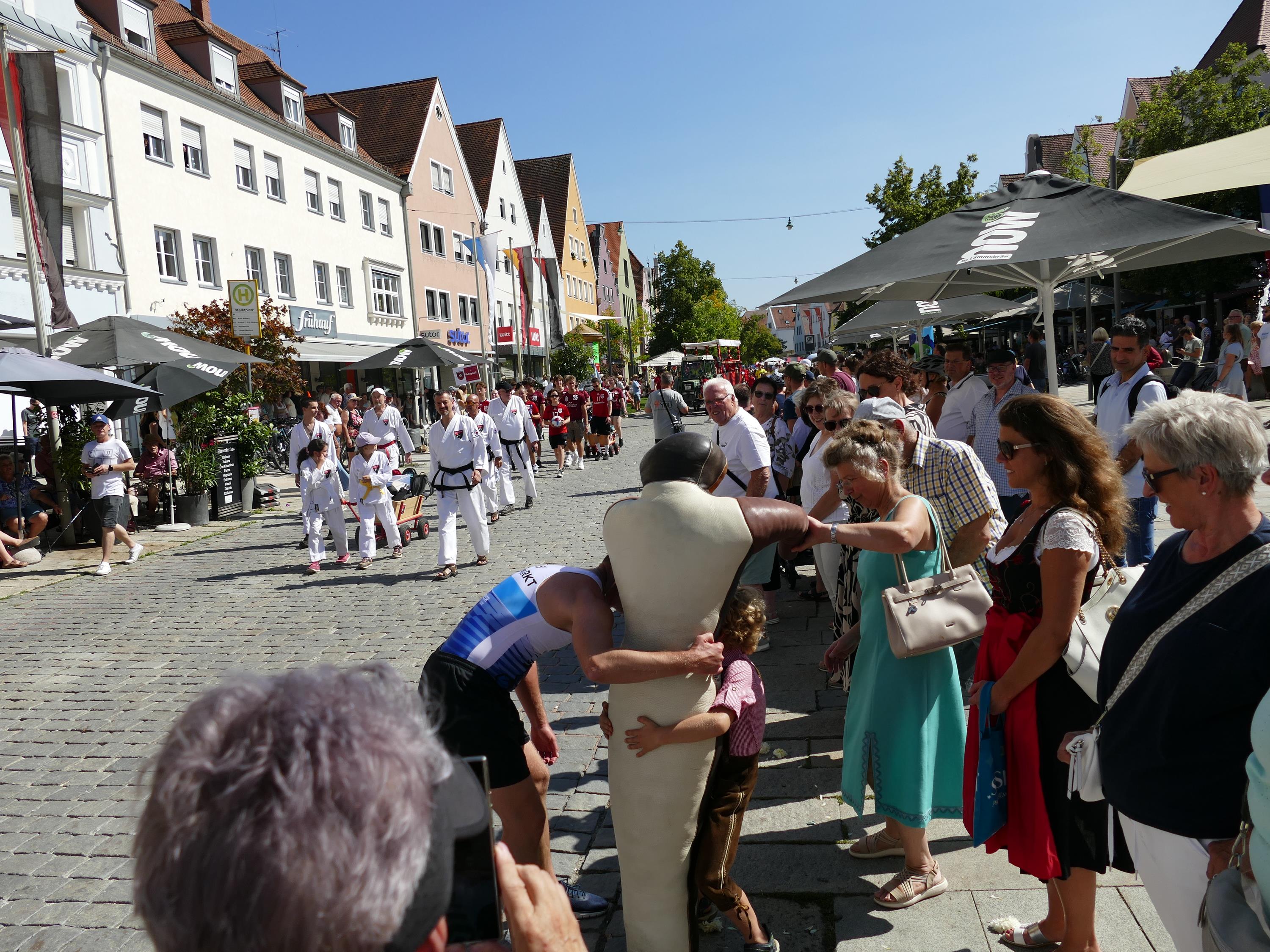 Impressionen Volksfestzug2025 (66)