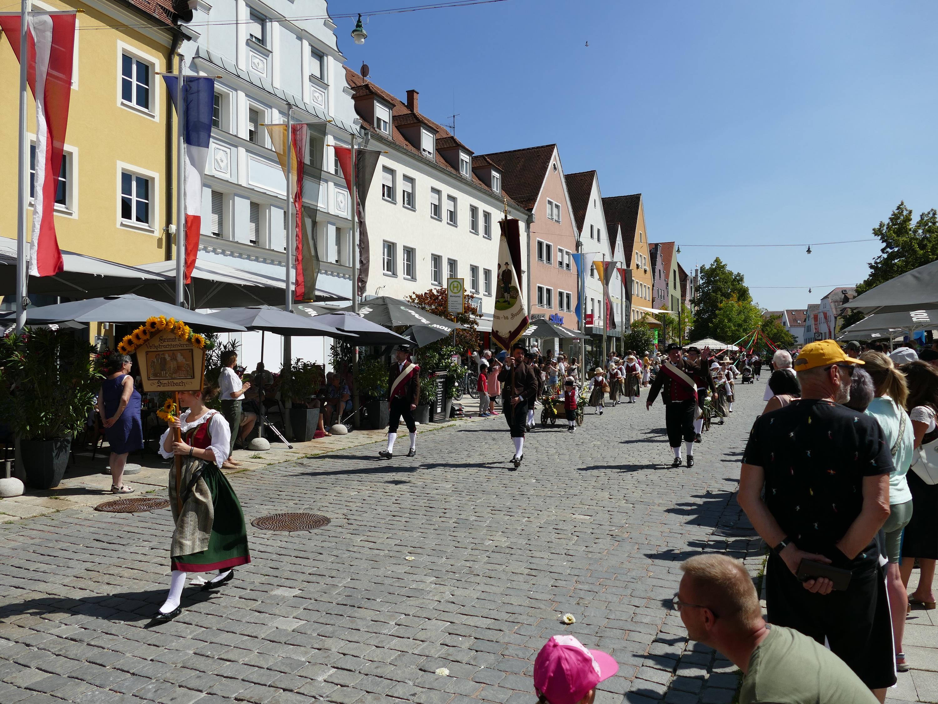 Impressionen Volksfestzug2025 (4)