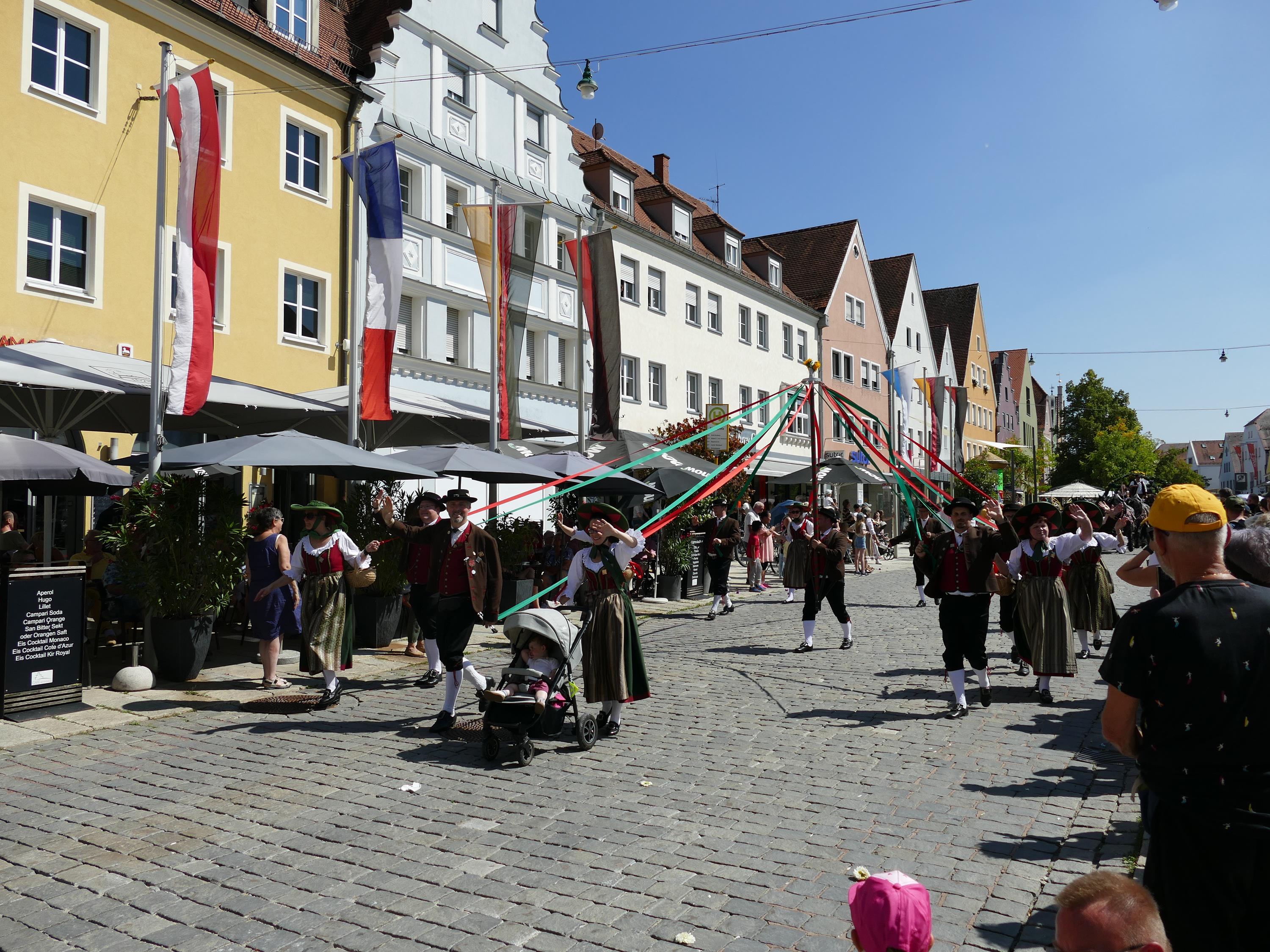 Impressionen Volksfestzug2025 (5)