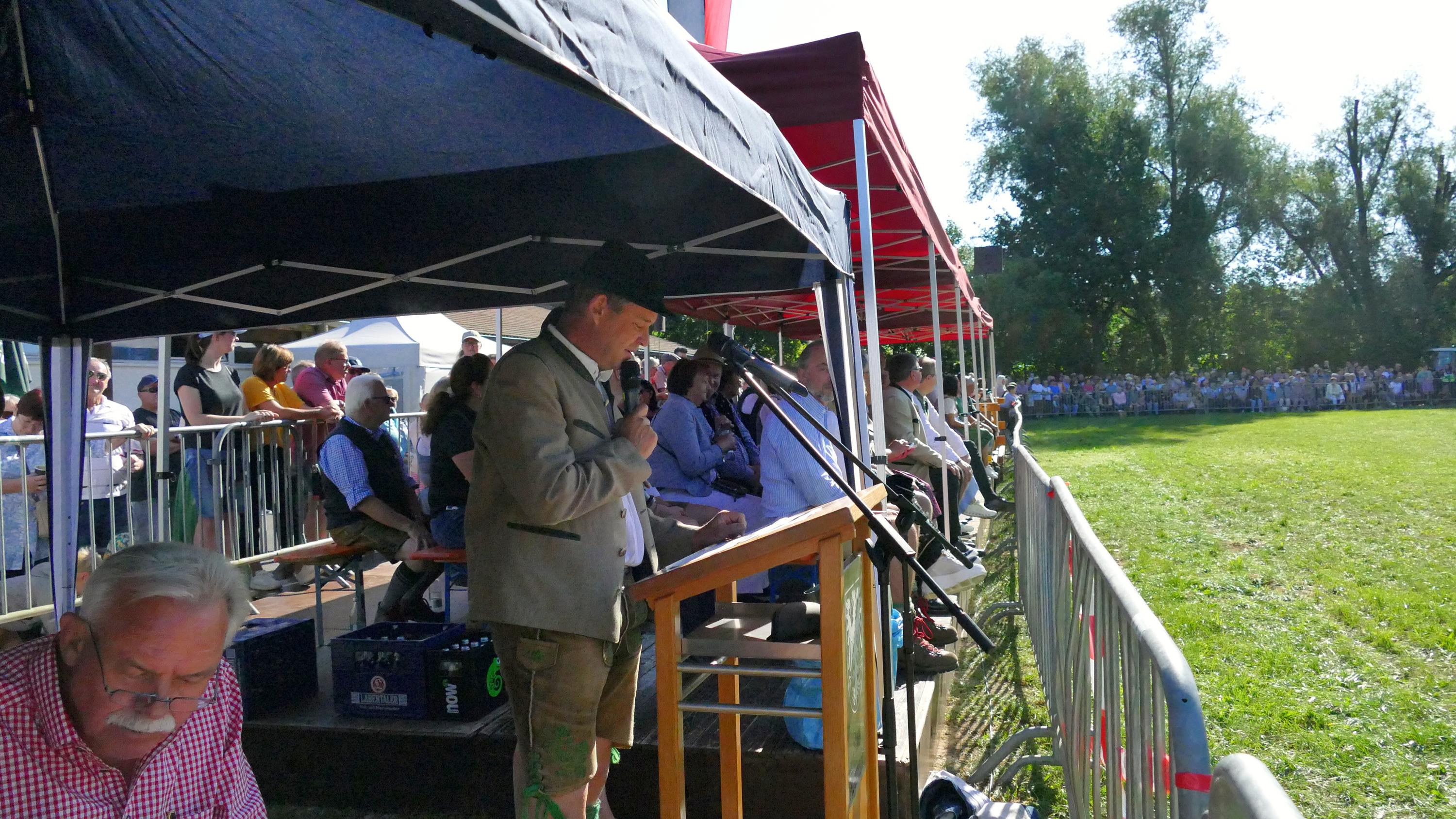 Impressionen Pferde Und Fohlenschau JURA Volksfest25 Niebler (7)