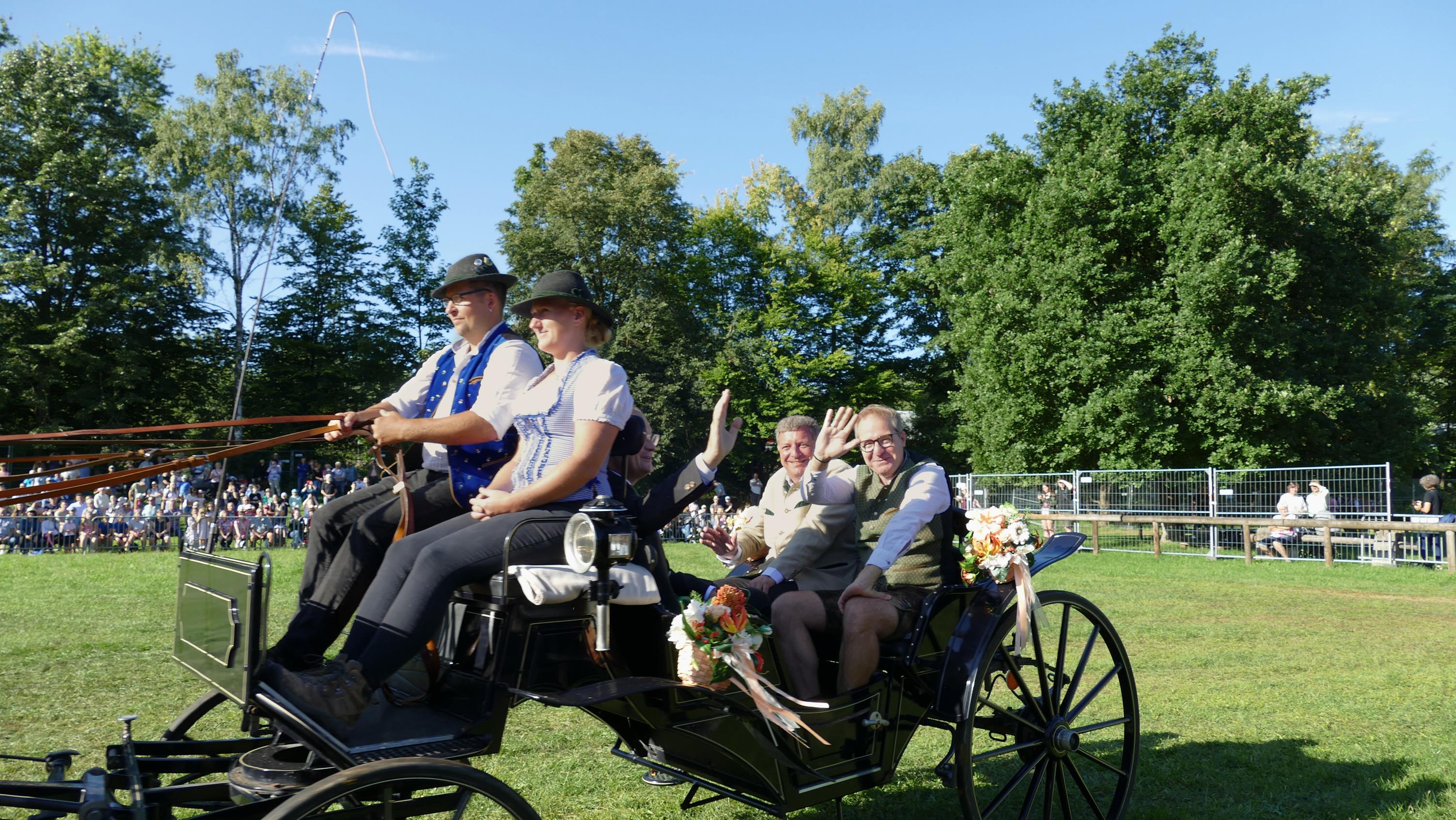 Impressionen Pferde Und Fohlenschau JURA Volksfest25 Niebler (21)