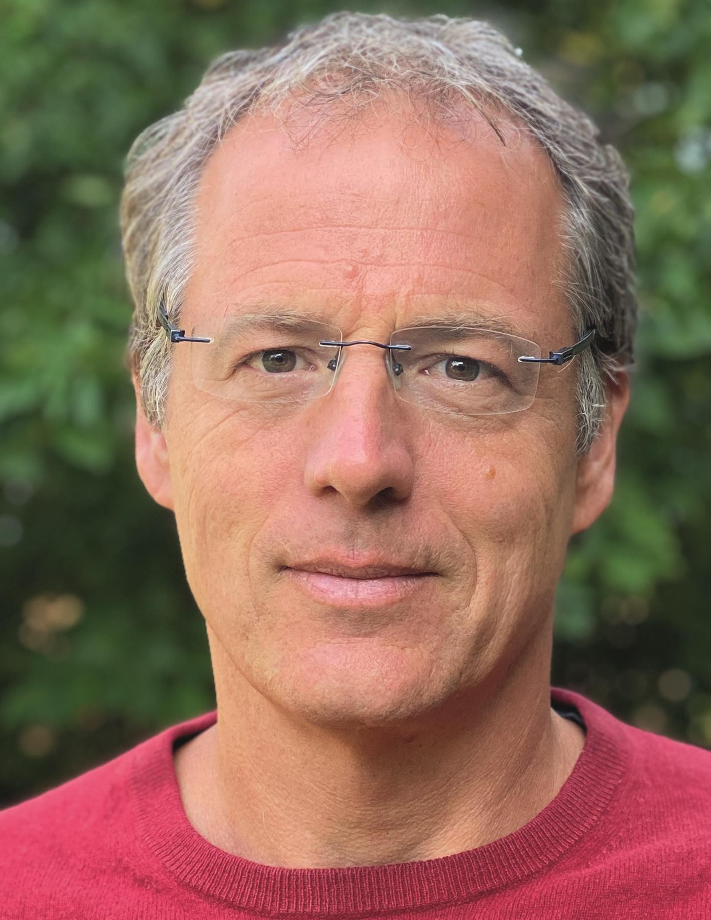 Fotonachweis Porträtfoto: © Stefan Schwarzer