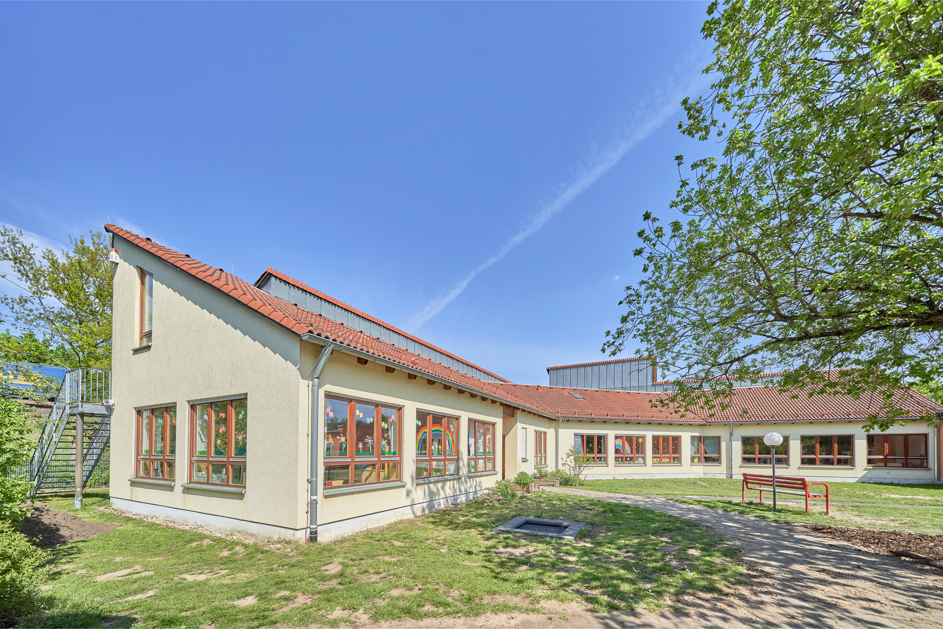 Leider haben wir keinen Alternativtext zu diesem Bild, aber wir arbeiten daran.