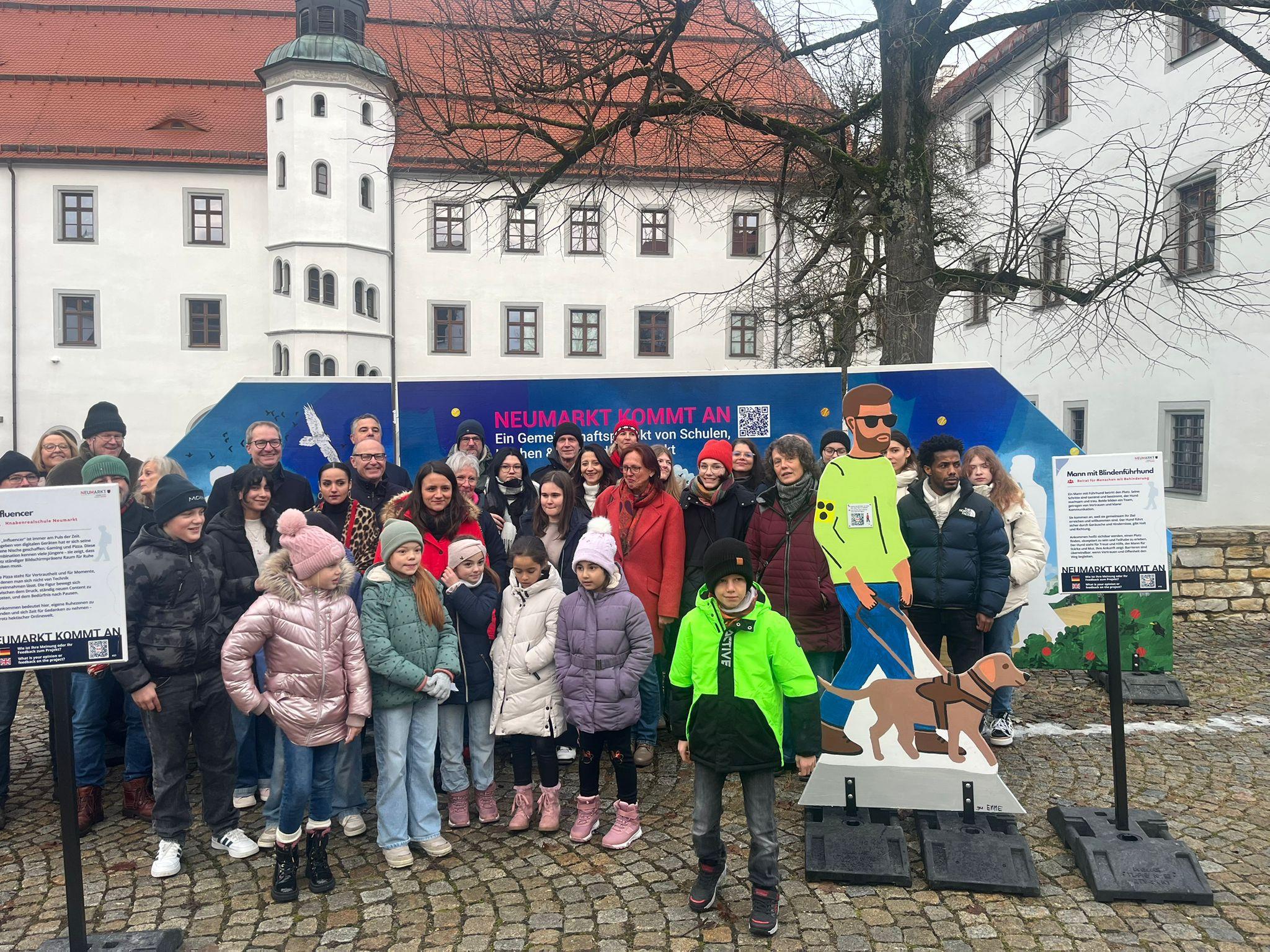 Neumarkt kommt gemeinsam an