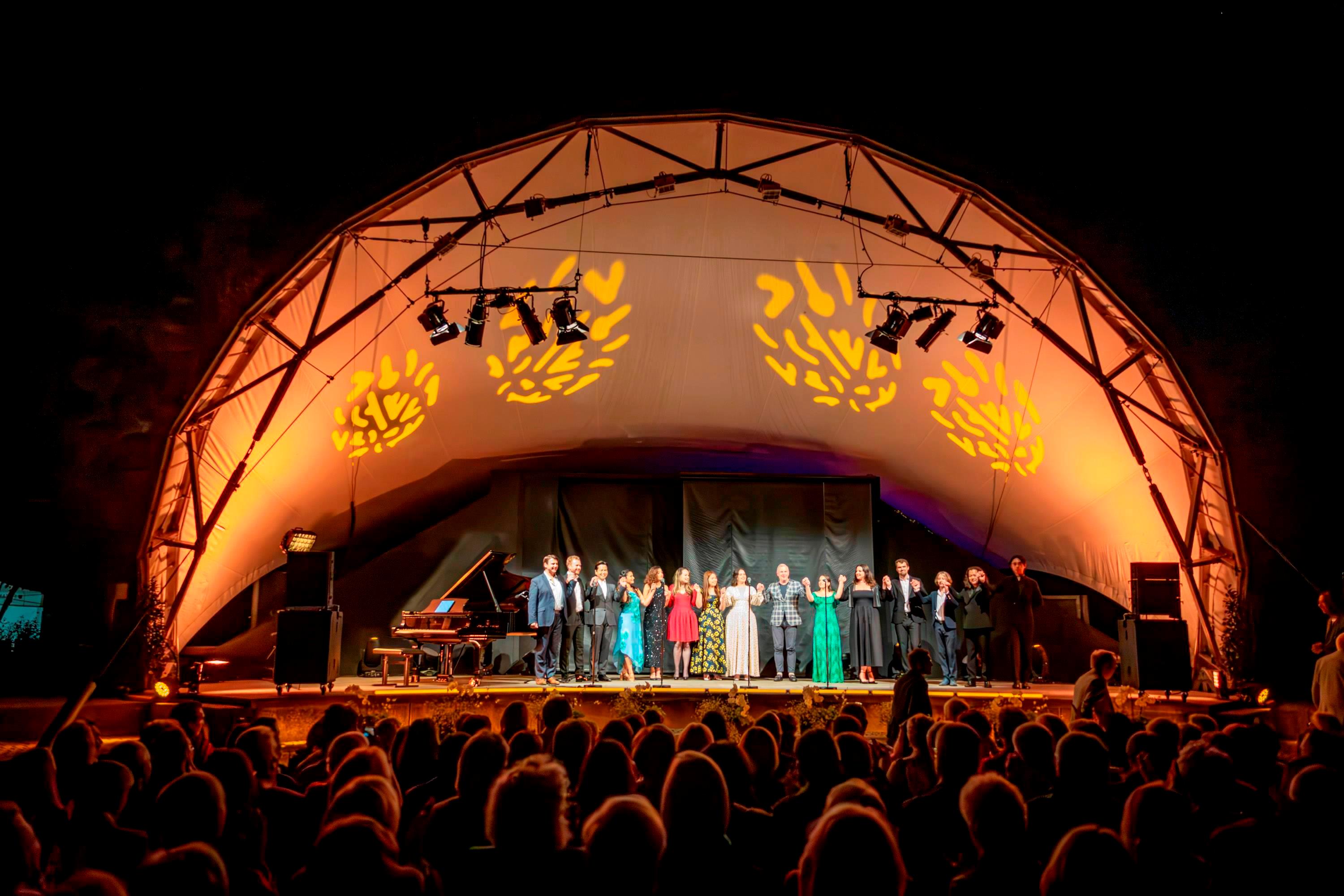 Vorfreude auf "Cabaret!" Foto: Stadt Neumarkt, Niebler