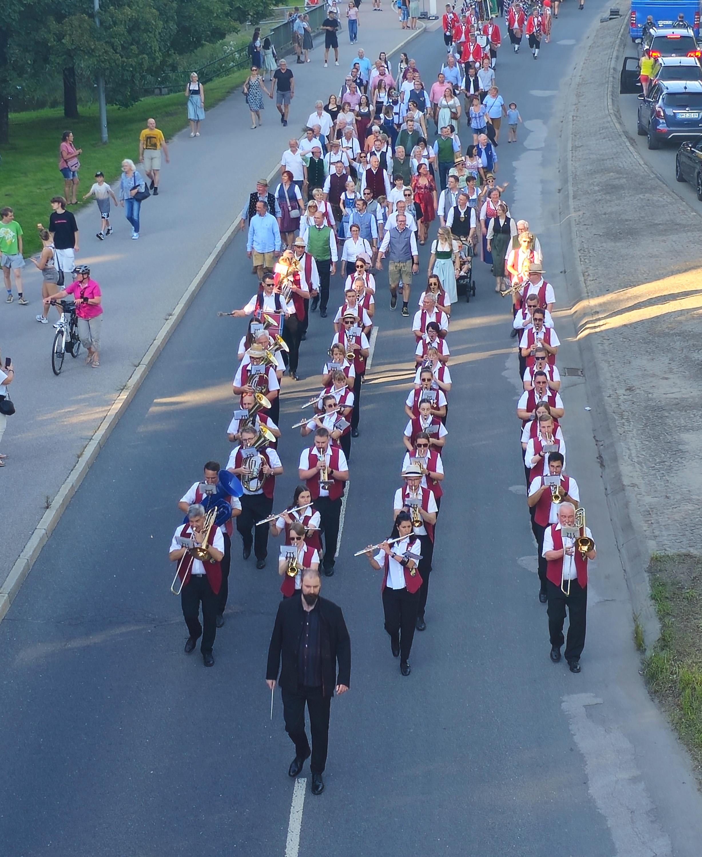 Eröffnung JURA Volksfest2025 Niebler (4)