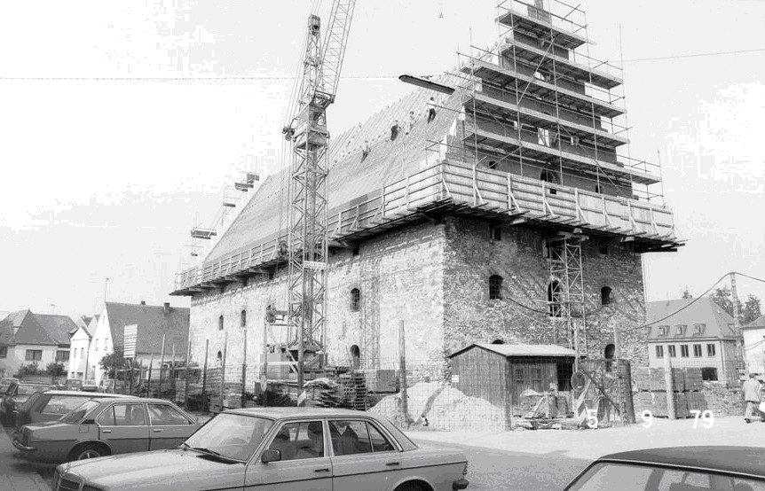 Wiederaufbau des Reitstadls im Jahr 1979