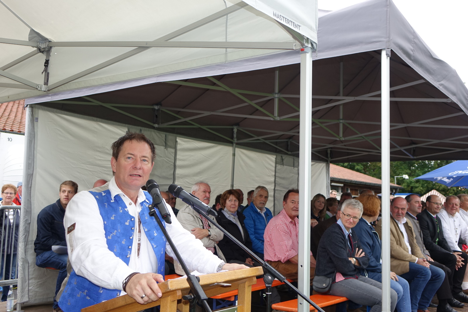 Begrüßung durch OB Thumann, Foto: Dr. Franz Janka Leider haben wir keinen Alternativtext zu diesem Bild, aber wir arbeiten daran.