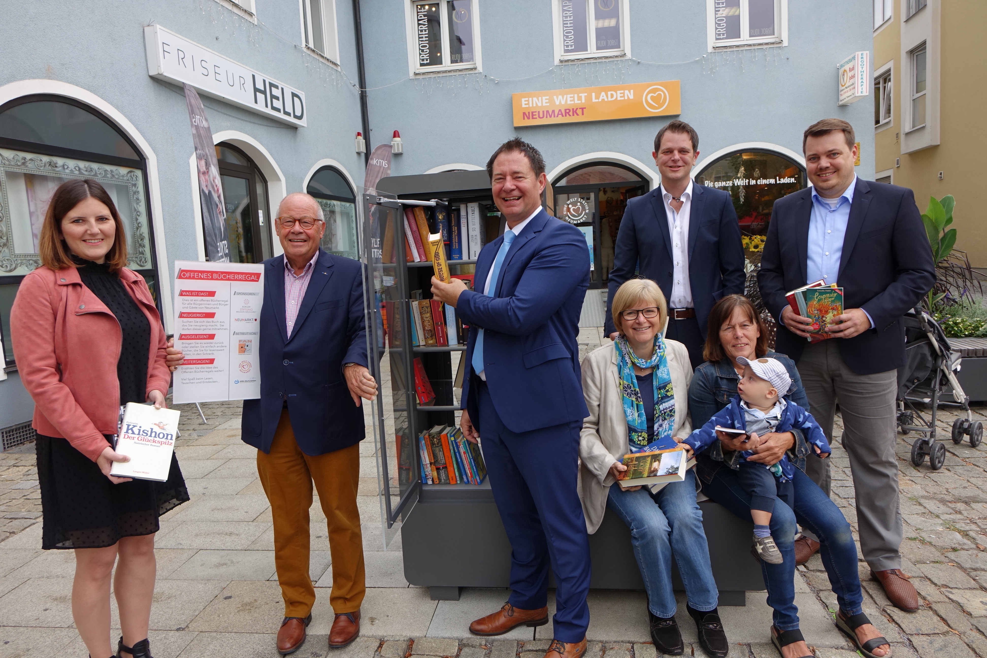 Start des neuen Bücherregals.JPG Leider haben wir keinen Alternativtext zu diesem Bild, aber wir arbeiten daran.