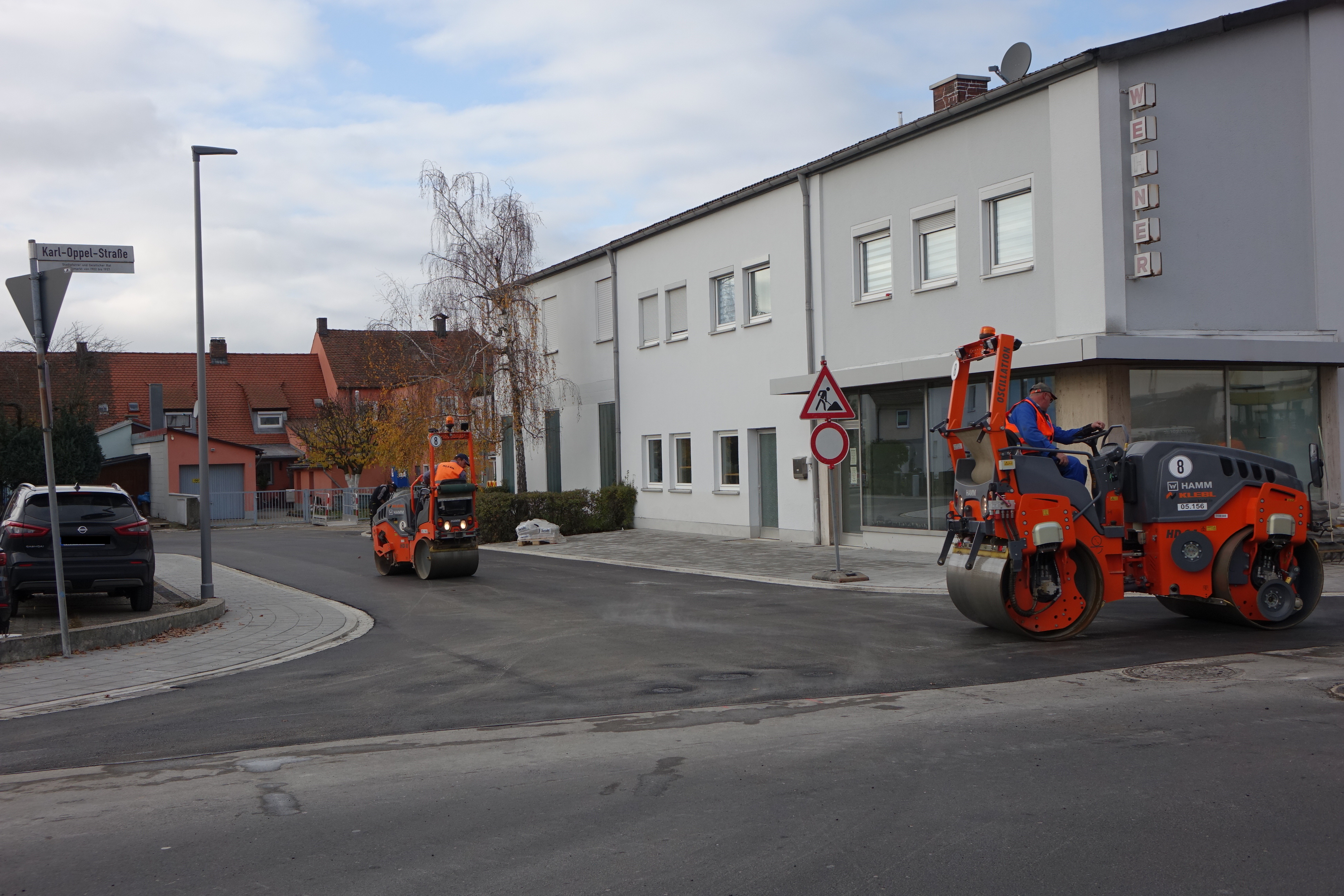 Leider haben wir keinen Alternativtext zu diesem Bild, aber wir arbeiten daran.