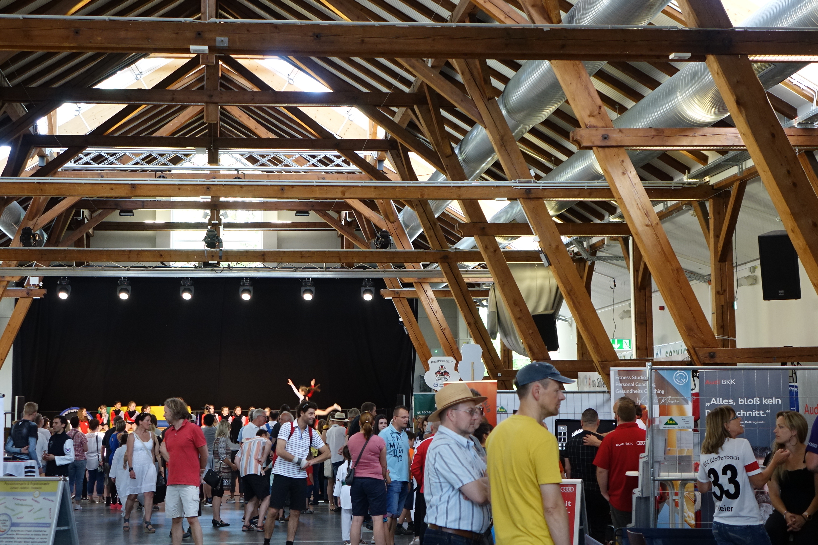 Sportausstellung 2019, Ausstellung und Vorführungen.JPG Leider haben wir keinen Alternativtext zu diesem Bild, aber wir arbeiten daran.