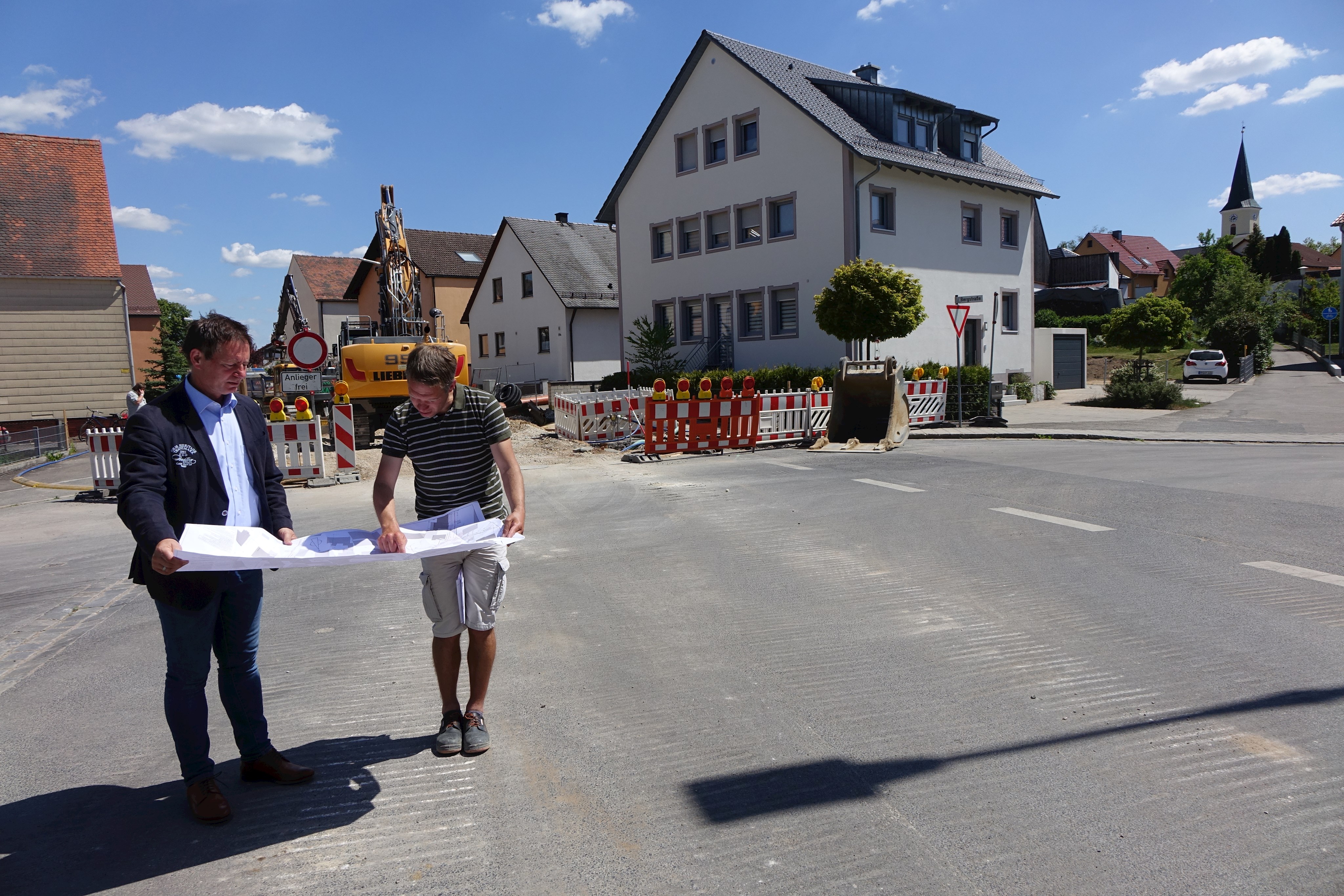 Leider haben wir keinen Alternativtext zu diesem Bild, aber wir arbeiten daran.