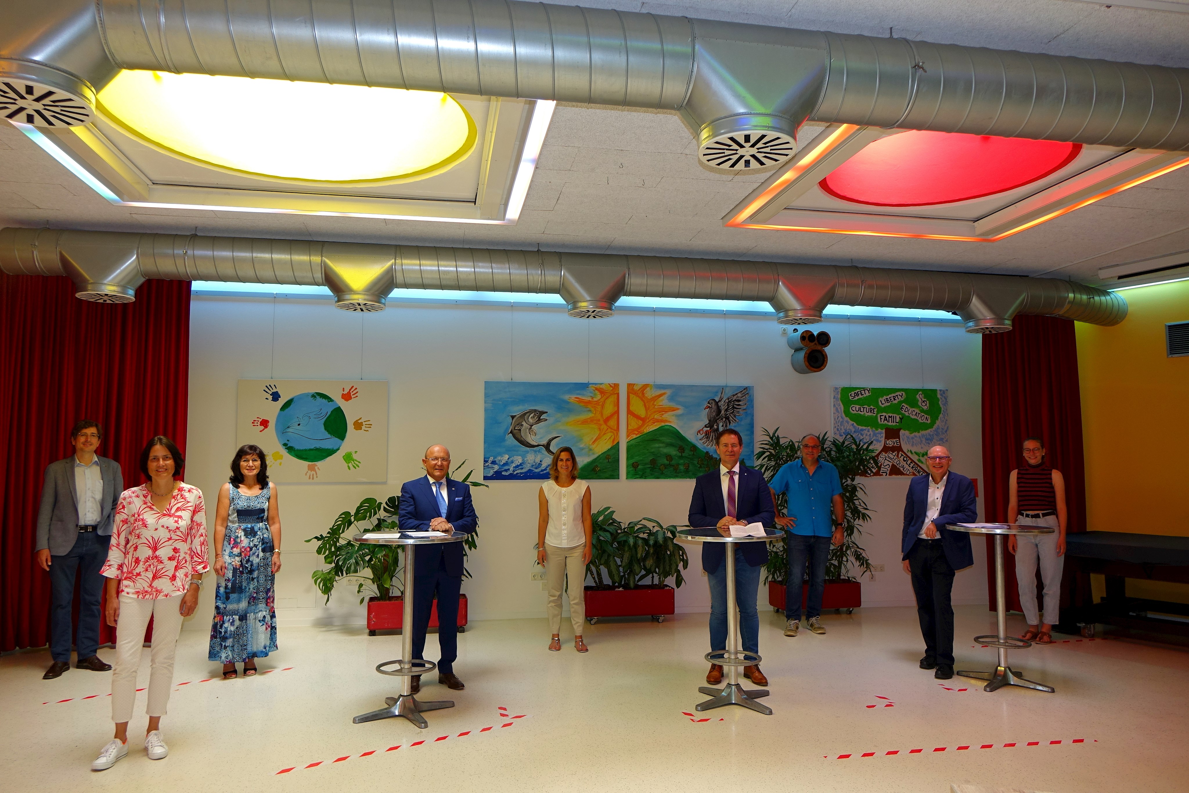 Leider haben wir keinen Alternativtext zu diesem Bild, aber wir arbeiten daran.