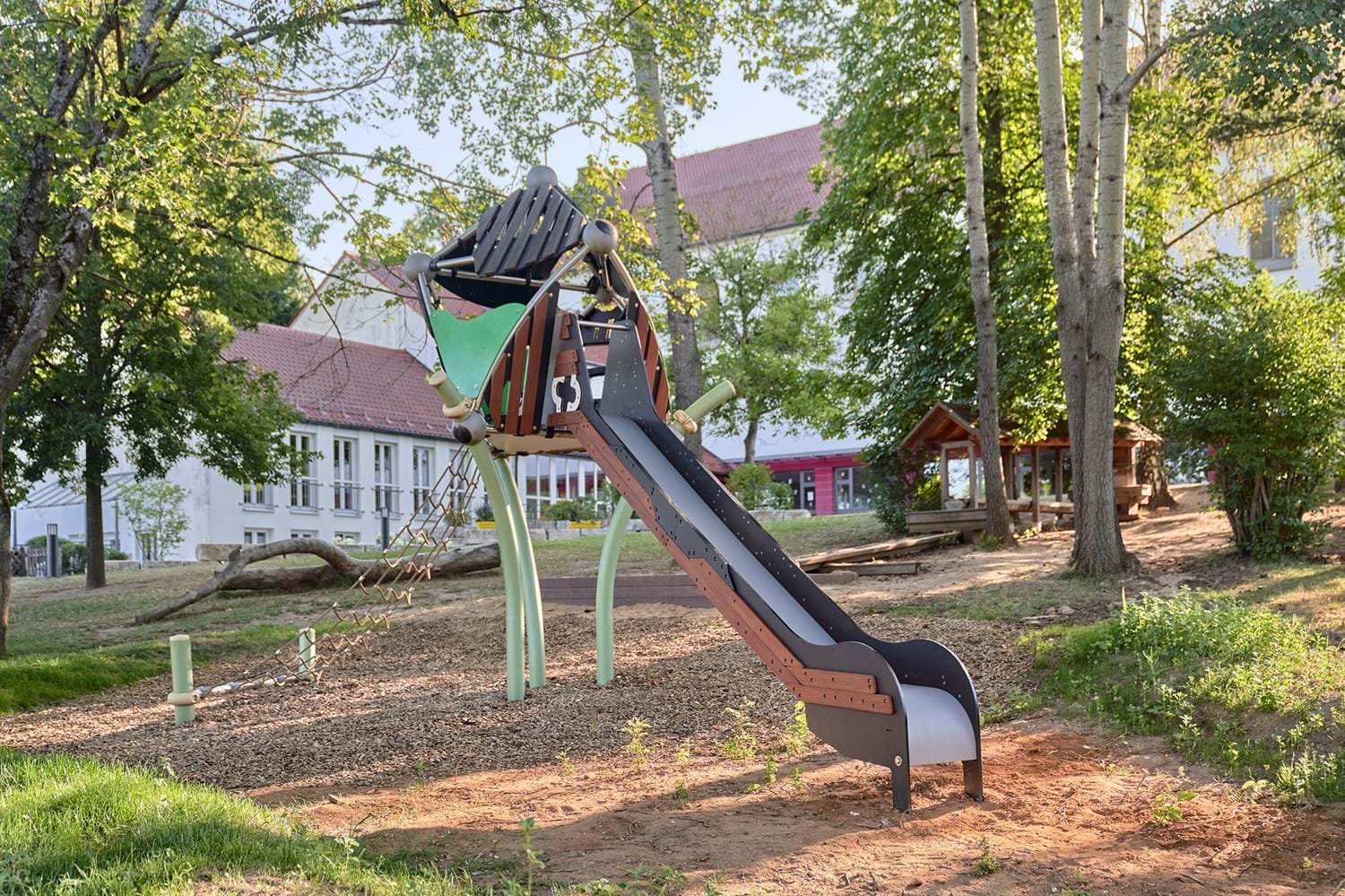 Kath. Kindergarten Heilig Kreuz | Stadt Neumarkt