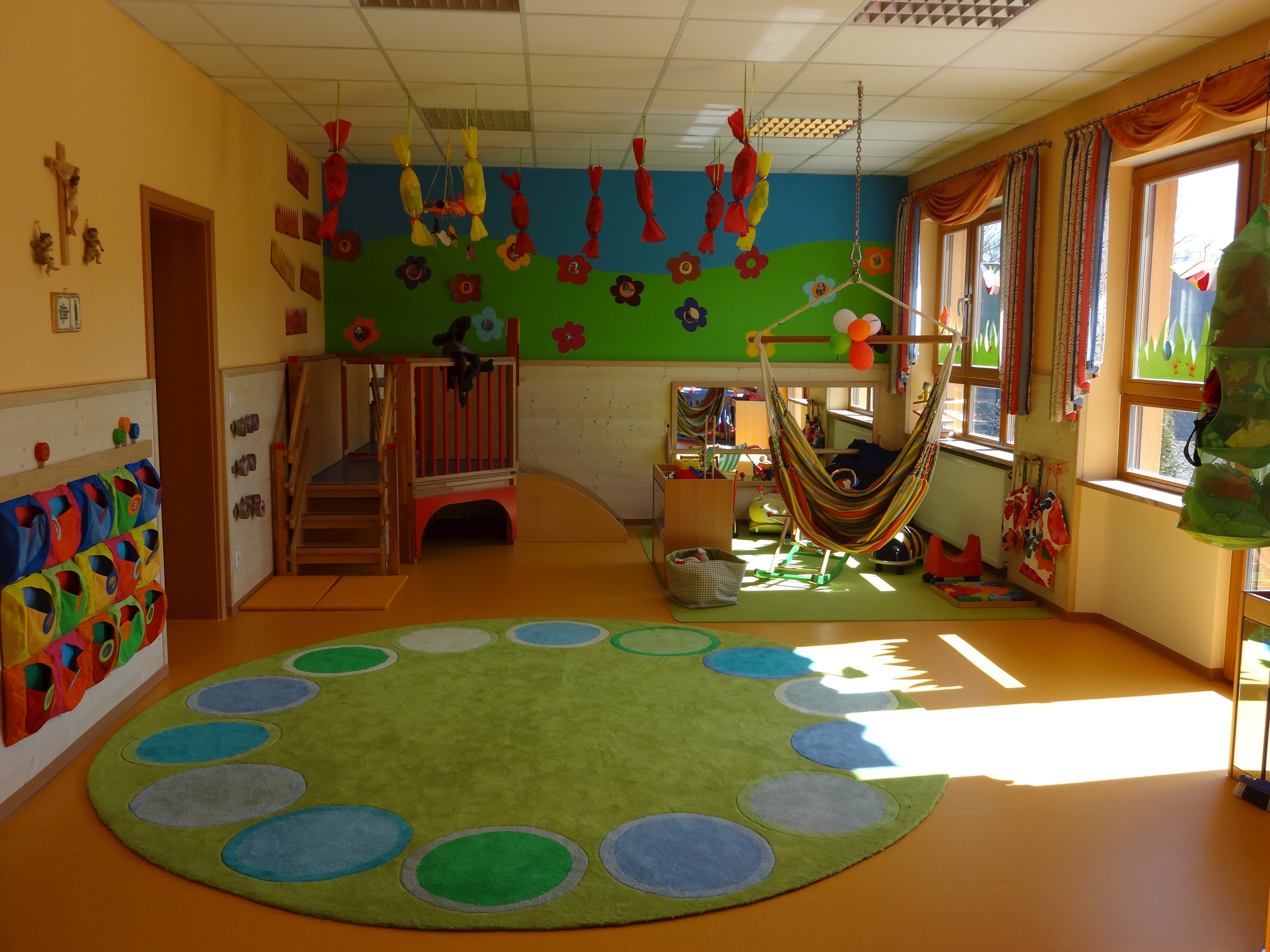Donauer Kinderhaus Krippe.JPG Leider haben wir keinen Alternativtext zu diesem Bild, aber wir arbeiten daran.