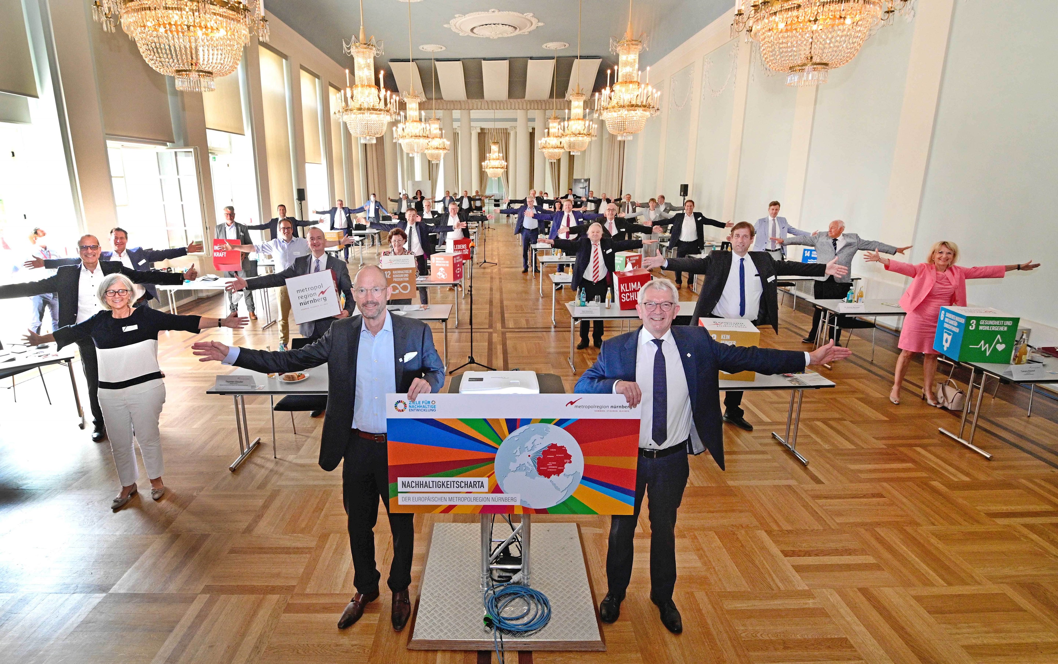 Leider haben wir keinen Alternativtext zu diesem Bild, aber wir arbeiten daran.