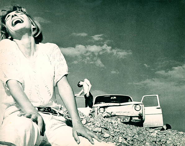 Heide Stolz, Ohne Titel (Kiesgrube Bruckmühl mit Isolde), 1967. Foto: Nachlass Heide Stolz, DASMAXIMUM, Traunreut Leider haben wir keinen Alternativtext zu diesem Bild, aber wir arbeiten daran.