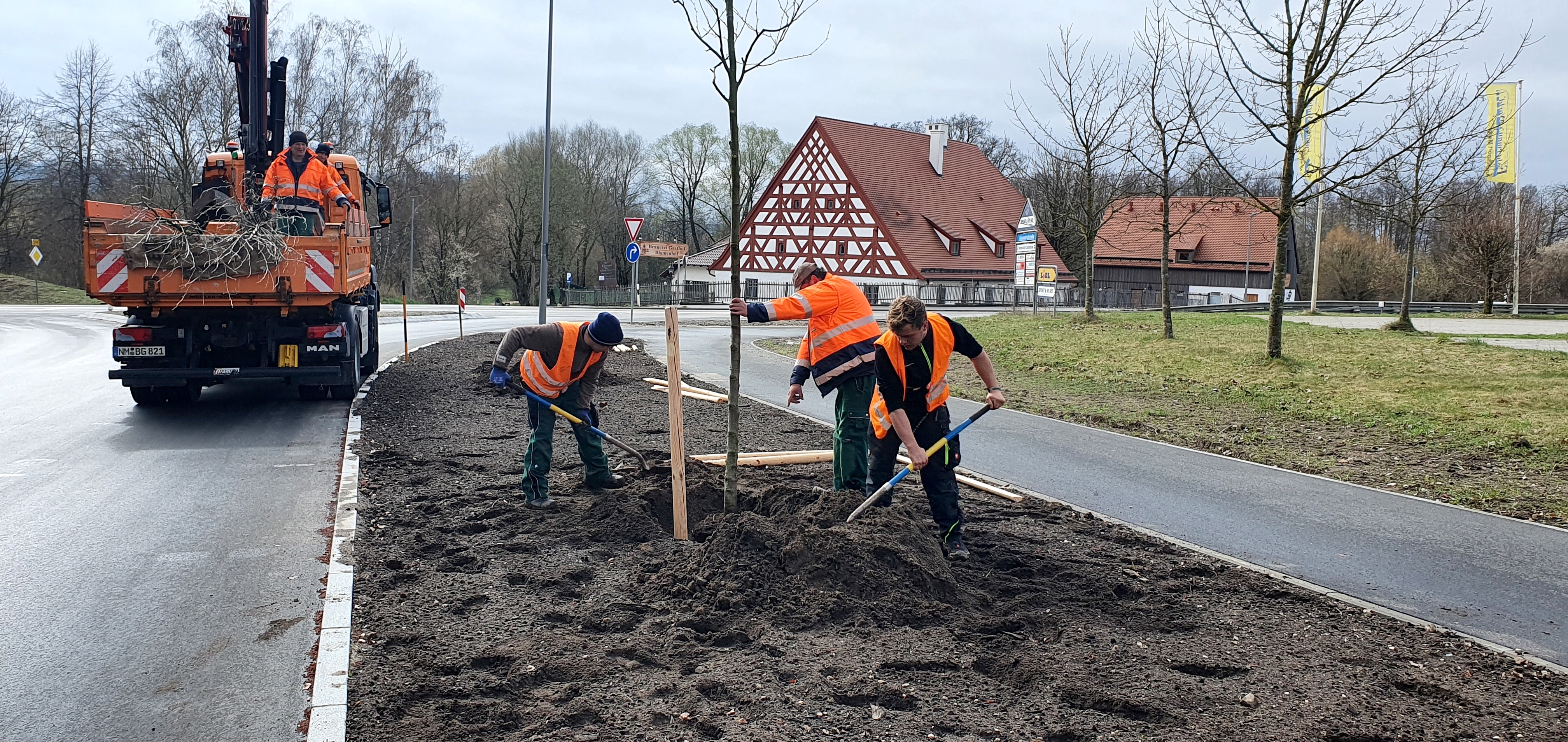 Leider haben wir keinen Alternativtext zu diesem Bild, aber wir arbeiten daran.