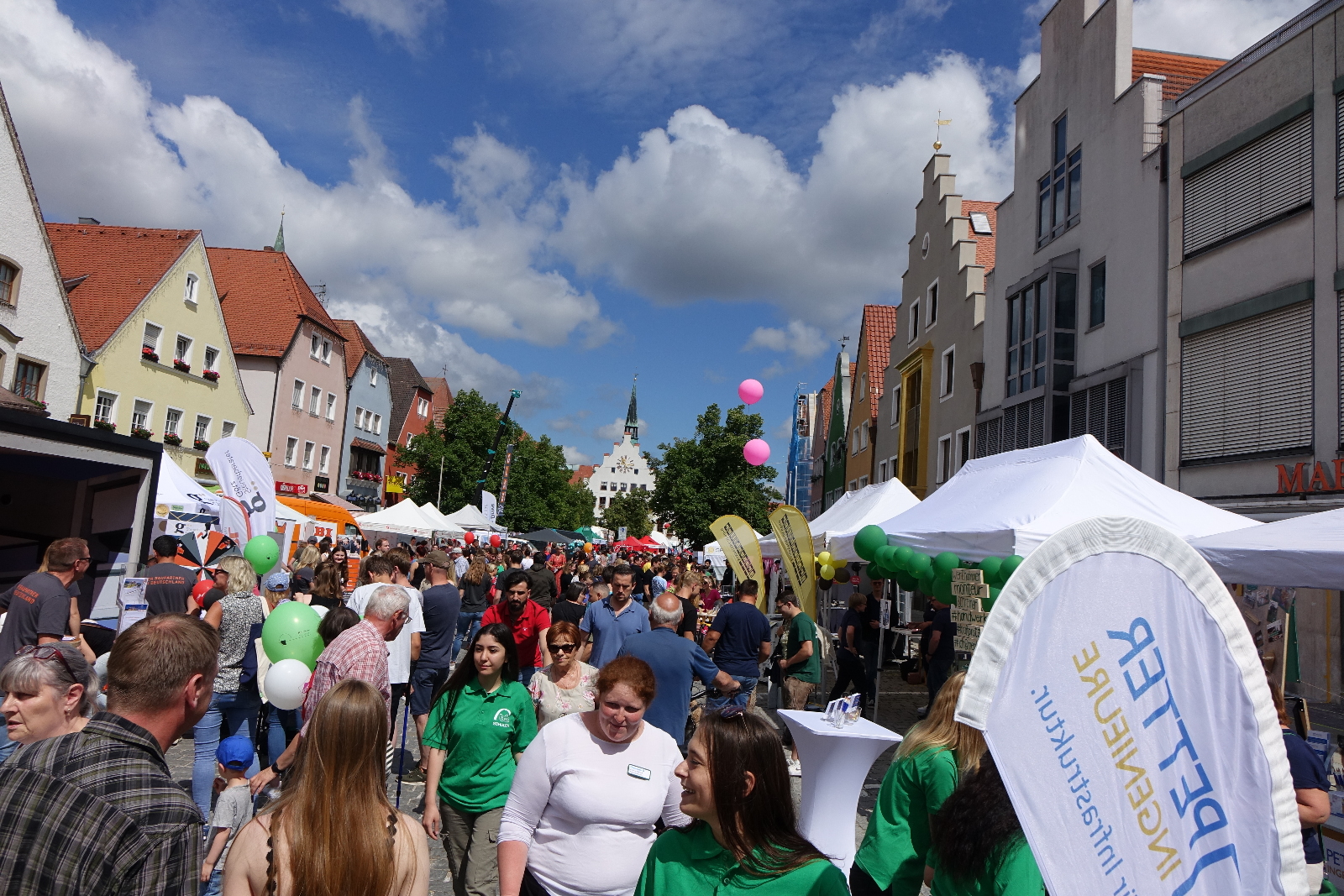 Leider haben wir keinen Alternativtext zu diesem Bild, aber wir arbeiten daran.