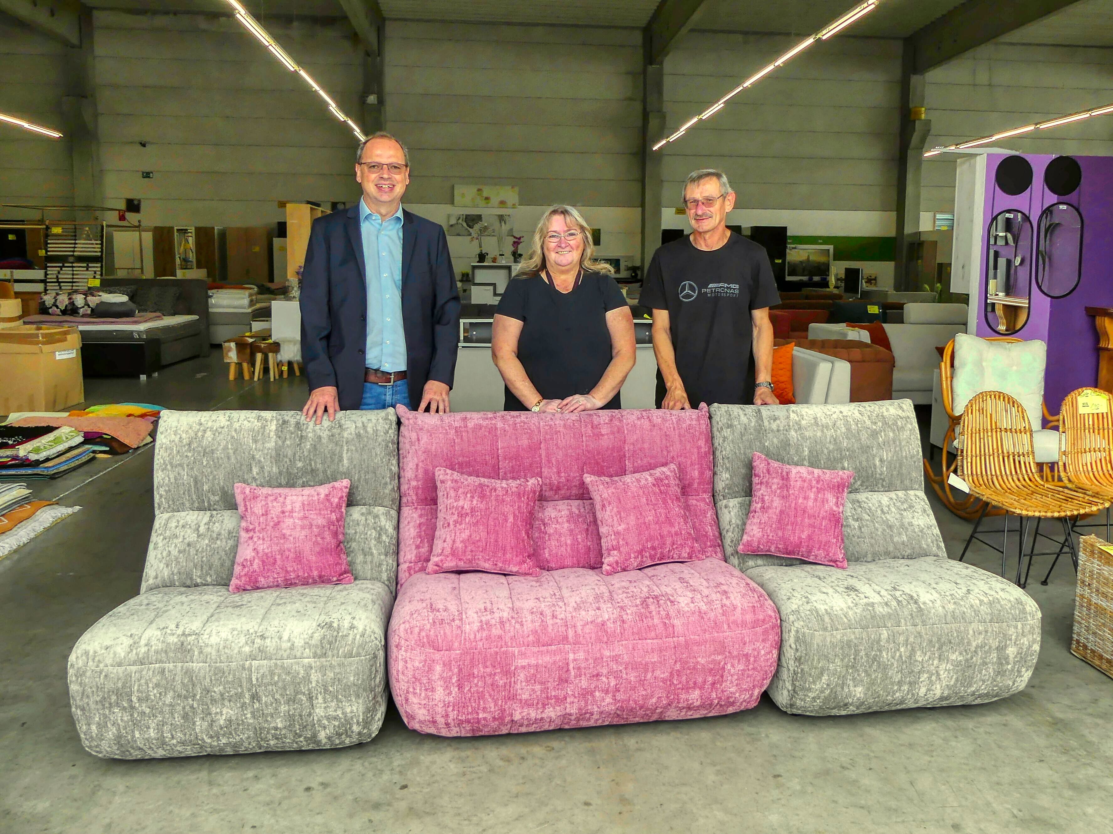 Neues Sofa für die Mittagsbetreuung   