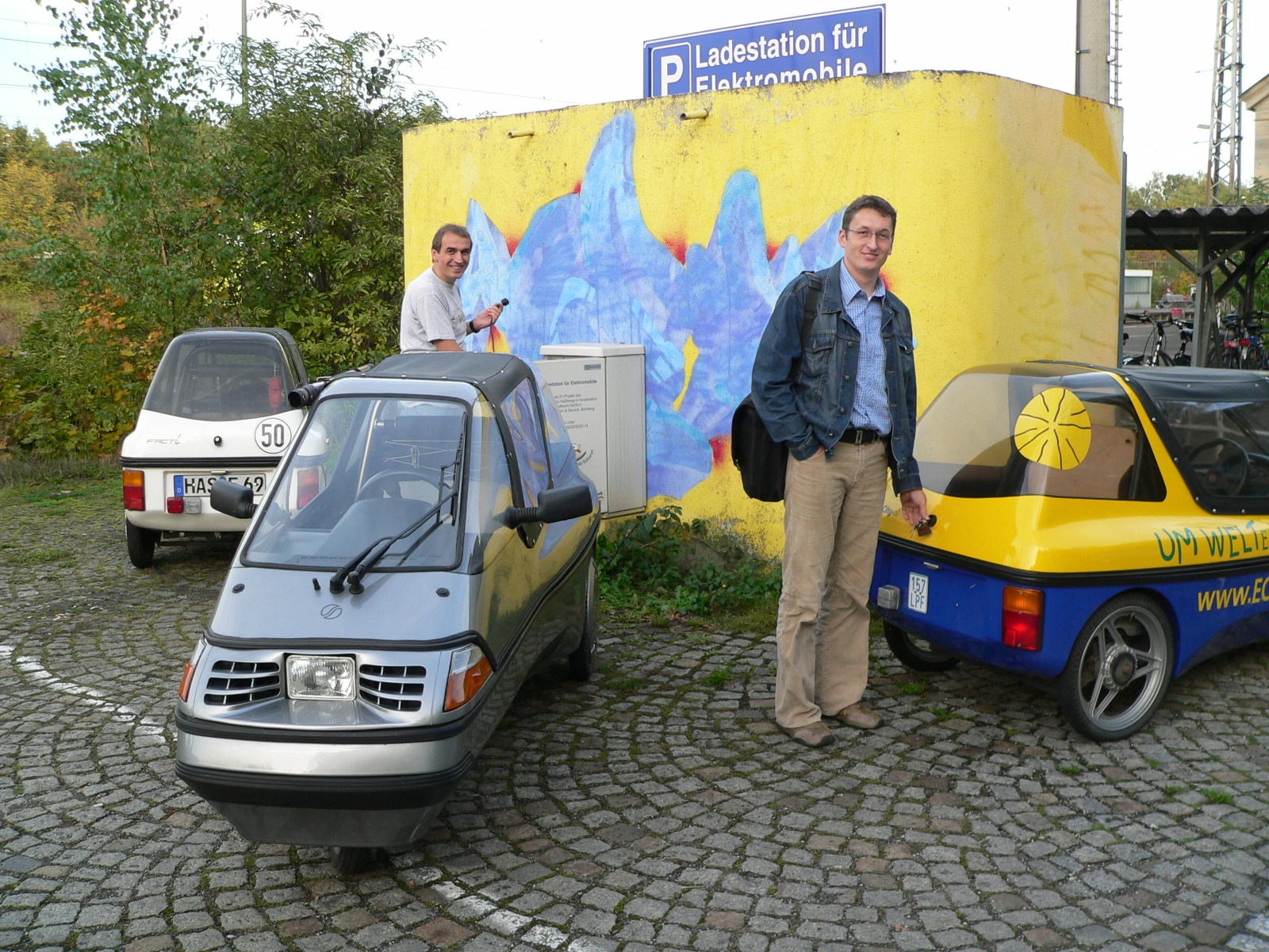 Leider haben wir keinen Alternativtext zu diesem Bild, aber wir arbeiten daran.