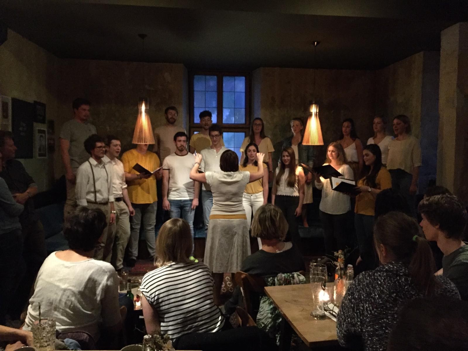 „choriÖs“ – A cappella Musik bei „Sommer im Park“