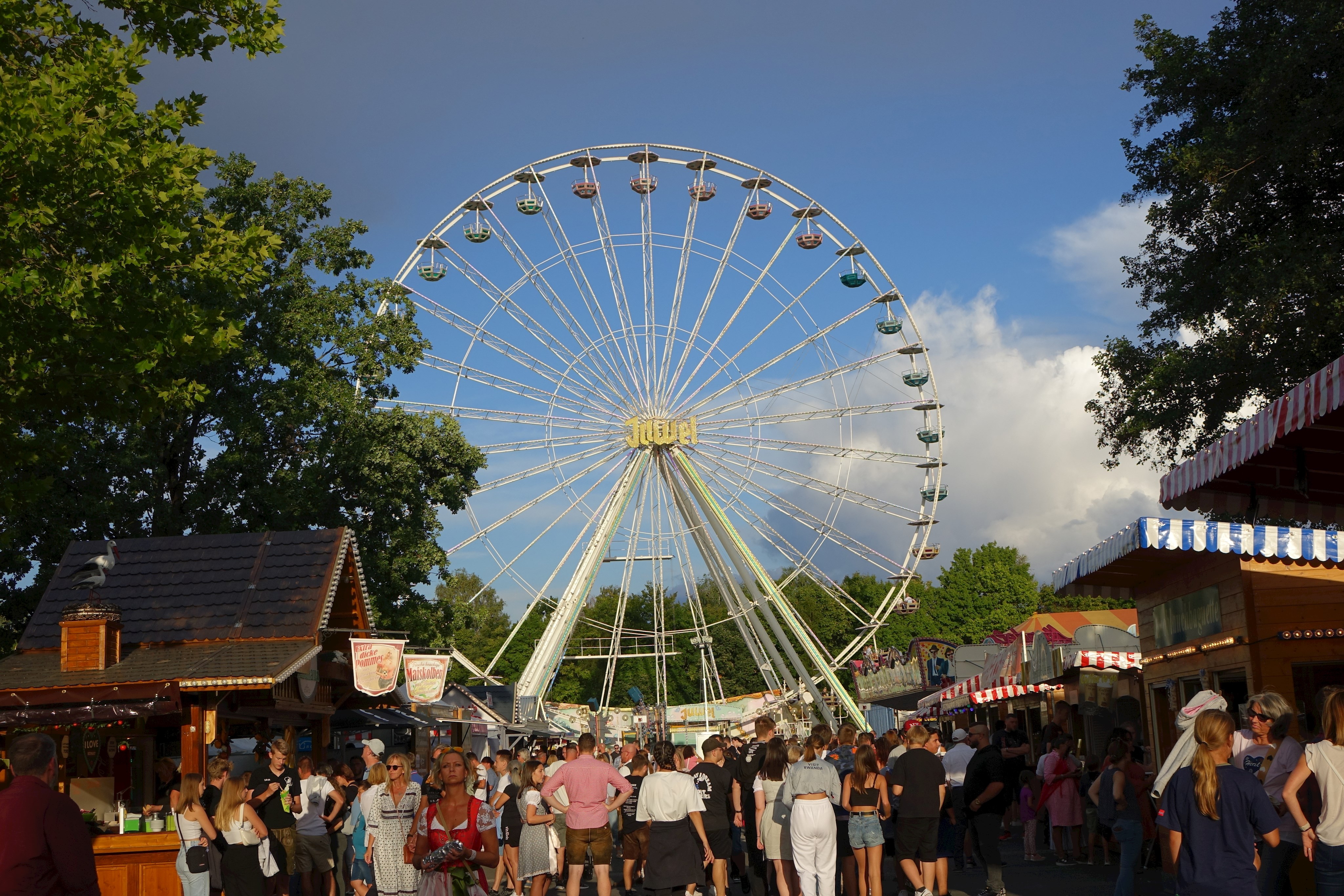 Leider haben wir keinen Alternativtext zu diesem Bild, aber wir arbeiten daran.