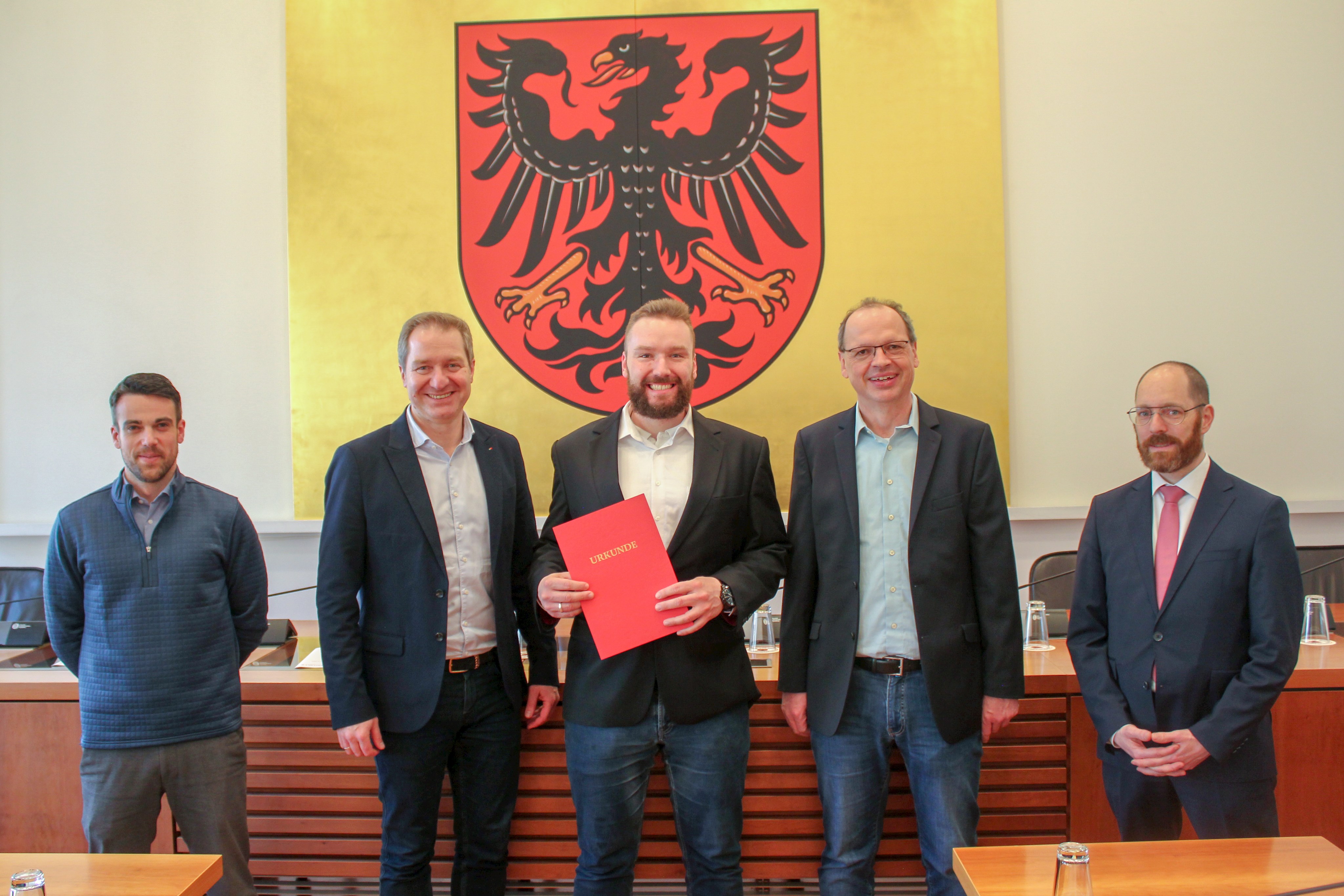 Leider haben wir keinen Alternativtext zu diesem Bild, aber wir arbeiten daran.